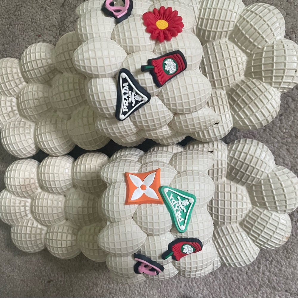 Slides - Picture 3 of 3